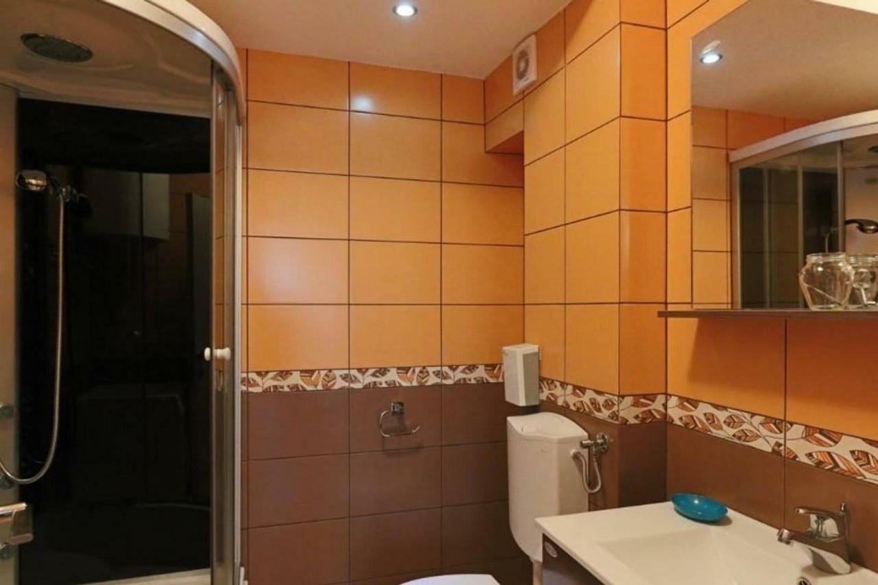 Sun Apartment 科托尔 外观 照片